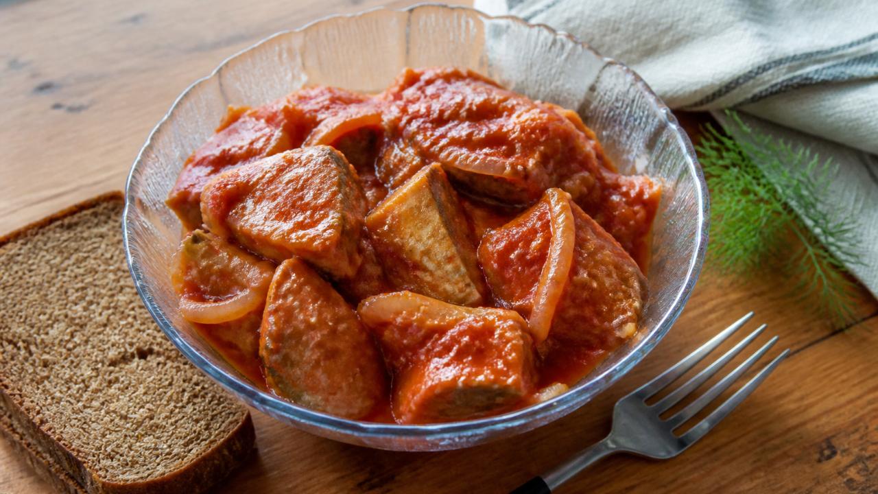 Herring in tomato sauce