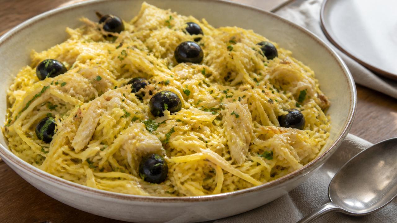 Bacalhau à Brás with shoestring potatoes
